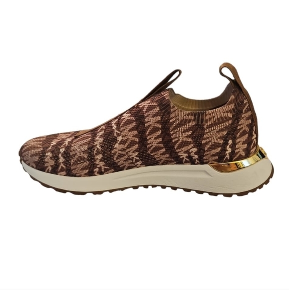 Miles Logo Jacquard Slip-On Sneaker by Michael Kors. - Picture 4 of 6